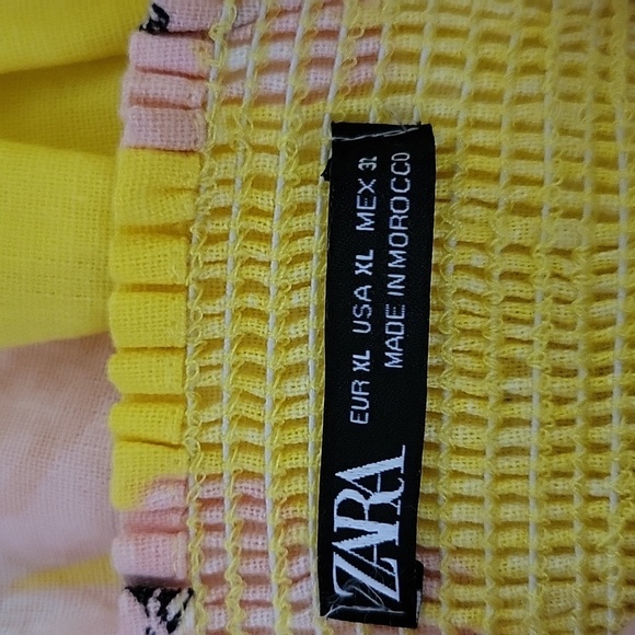 Zara Yellow Pink Floral Smocked Back Cropped Tank - Size XL - Picture 5 of 5